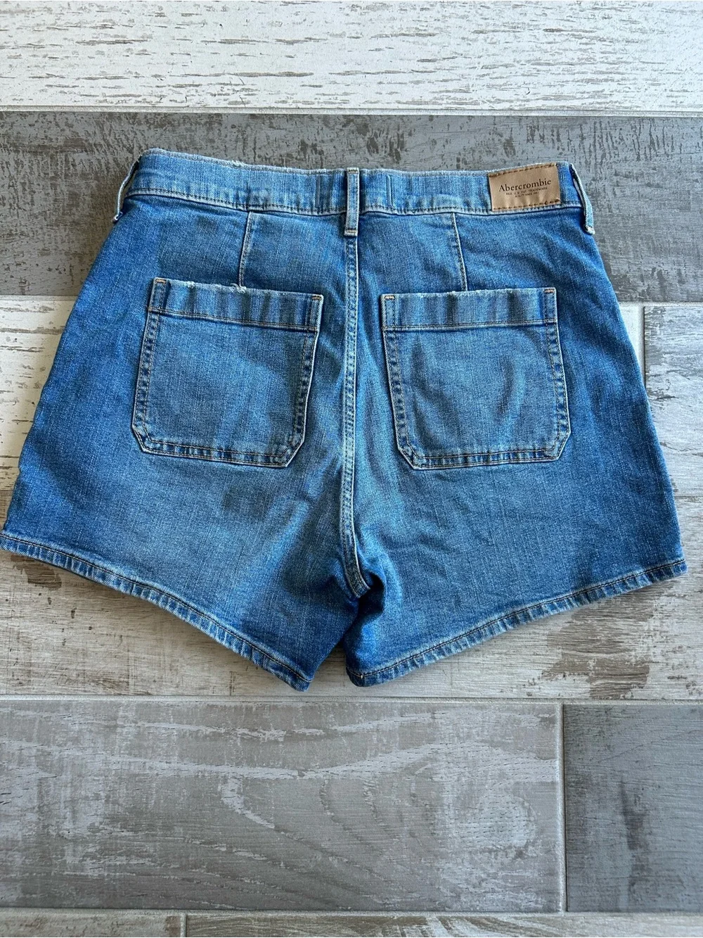 Bundle of 2 Abercrombie Kids Mid-Rise High-Rise Jean Shorts Girls Size 17/18